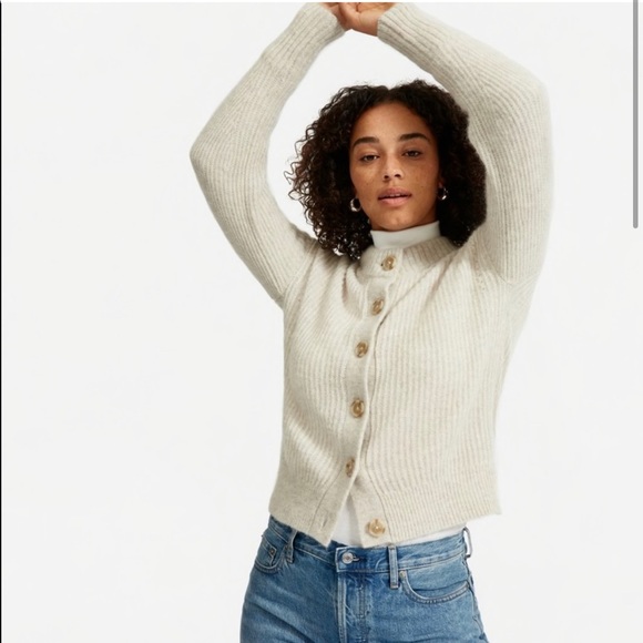 Everlane Sweaters - Everlane The Cropped Alpaca Cardigan - Size Medium